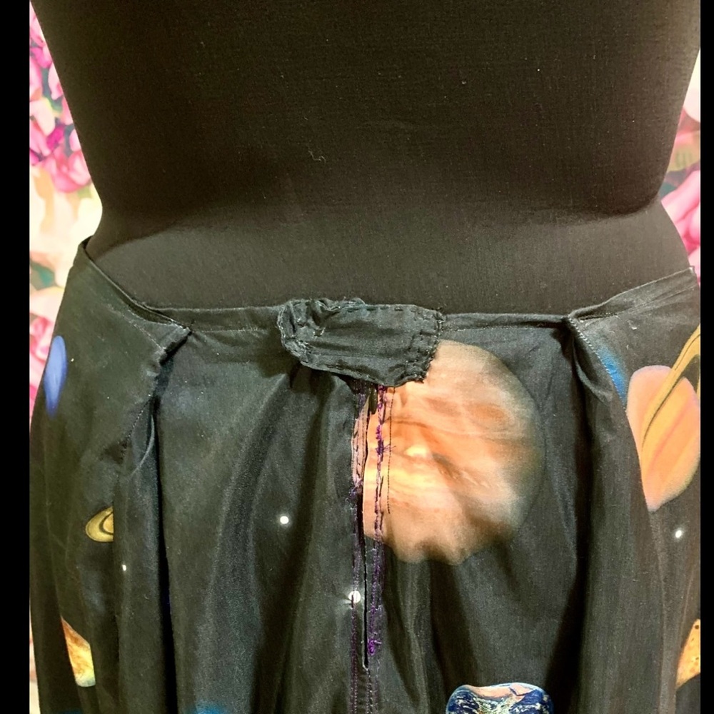 Space Skirt - Picture 7 of 8